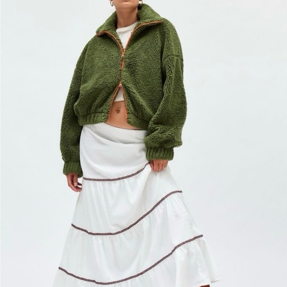 Olive Green Sherpa Jacket - Picture 2 of 4